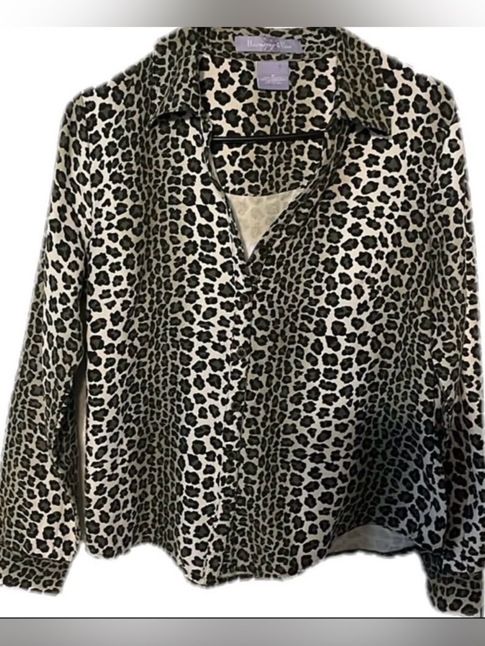 Leopard Print Button-Down Shirt - Black & White Harmony and Vine size M - Picture 3 of 4